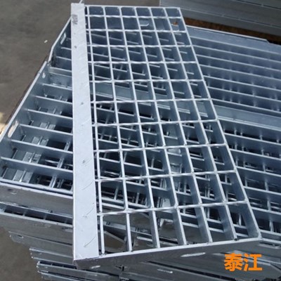 脫硫塔專用平臺(tái)鋼格板